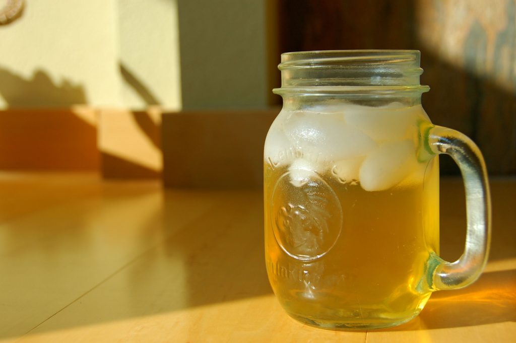 Sağlıklı içecek önerisi olarak 2200 yıllık alternatif Kombucha (Kombu çayı) !