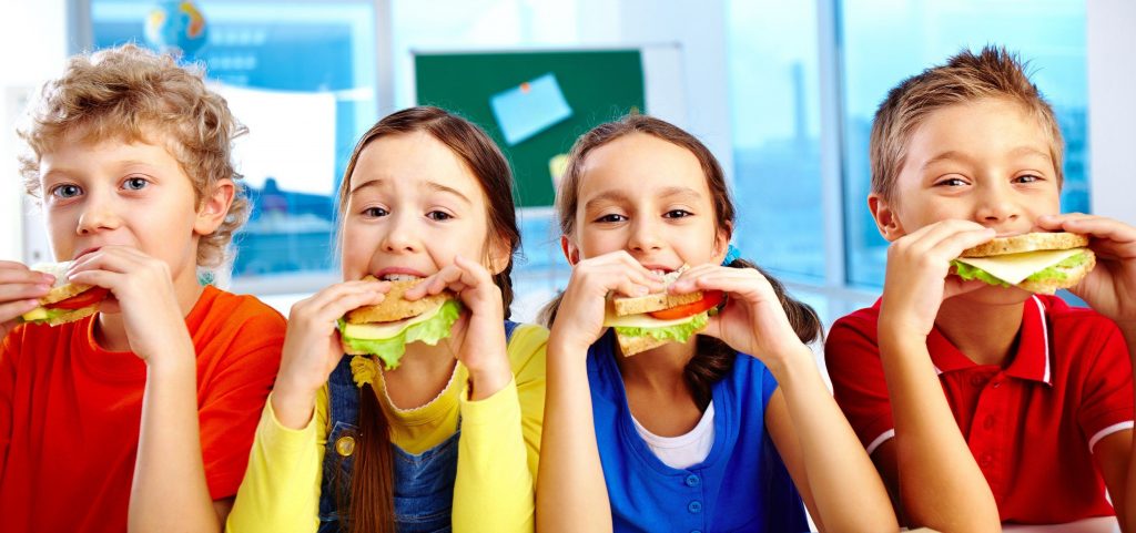 Okul Çağında Beslenme Nasıl Olmalı?